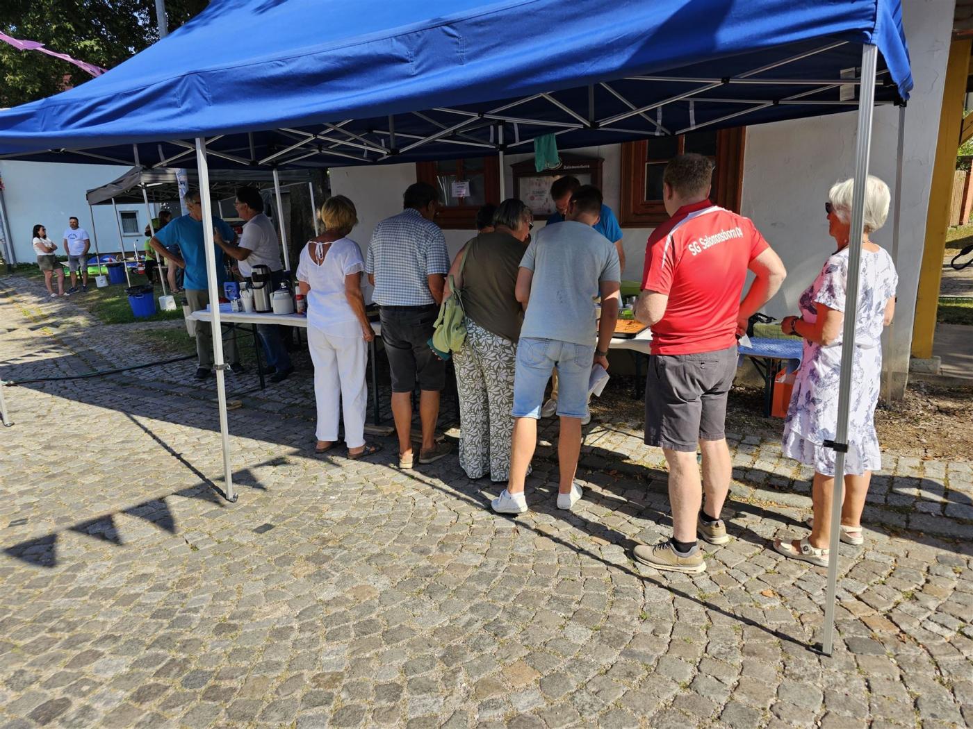 Der Kaffee- und Kuchenstand des Fördervereins